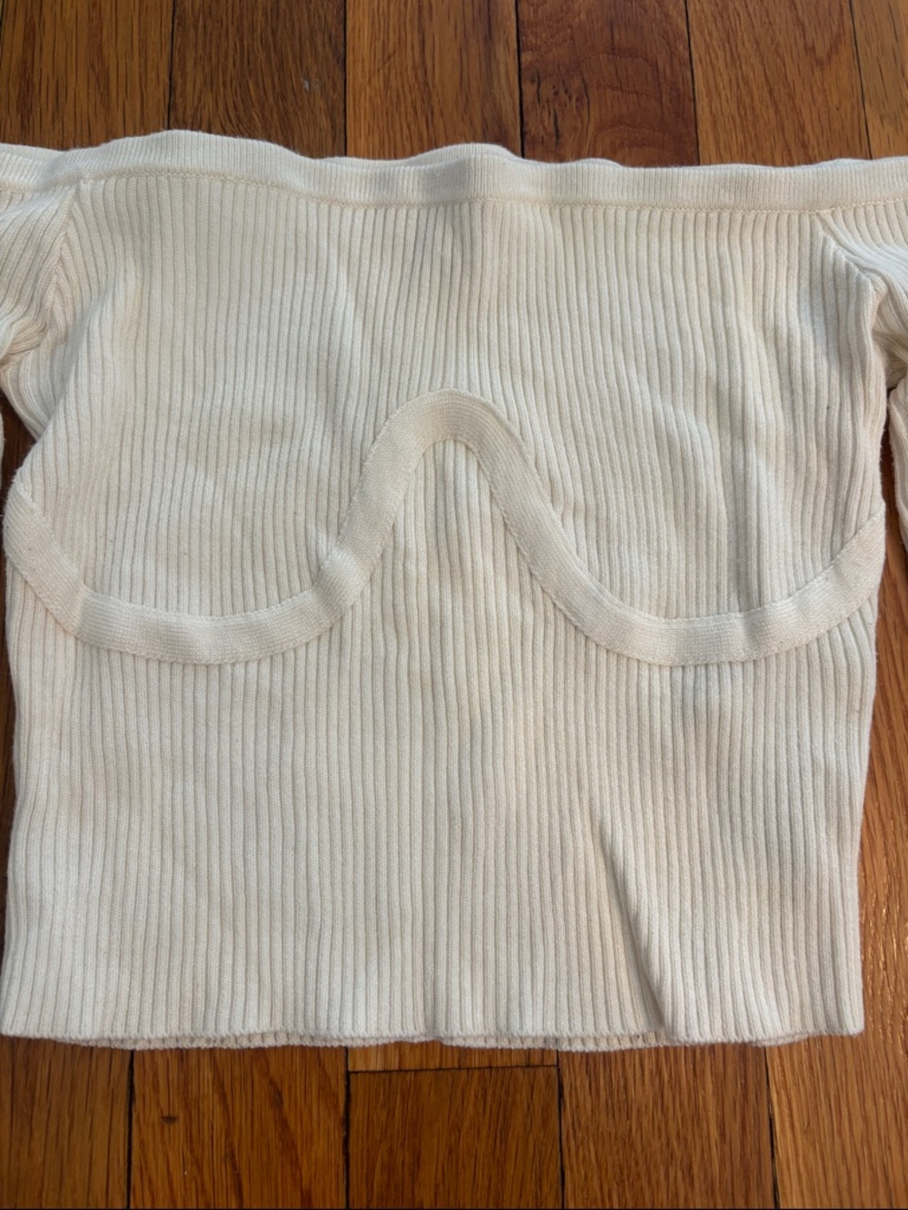 Guess Off-Shoulder Ribbed Crop Top in Cream - Picture 3 of 6
